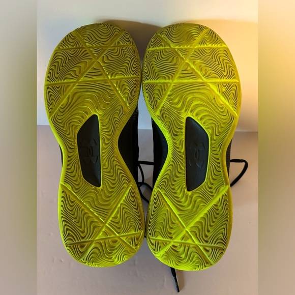 Under Armour CURRY HOVR Pre-Owned Men’s Size 10.5 Black/White Athletic Shoes - Picture 6 of 7